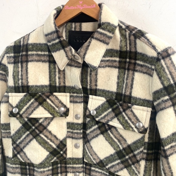 (A8) BLANK NYC Flannel Shacket in Outsider, Size Small, NWT - Picture 7 of 12